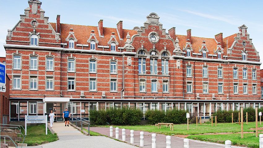 Bâtiment de d’hôpital maritime